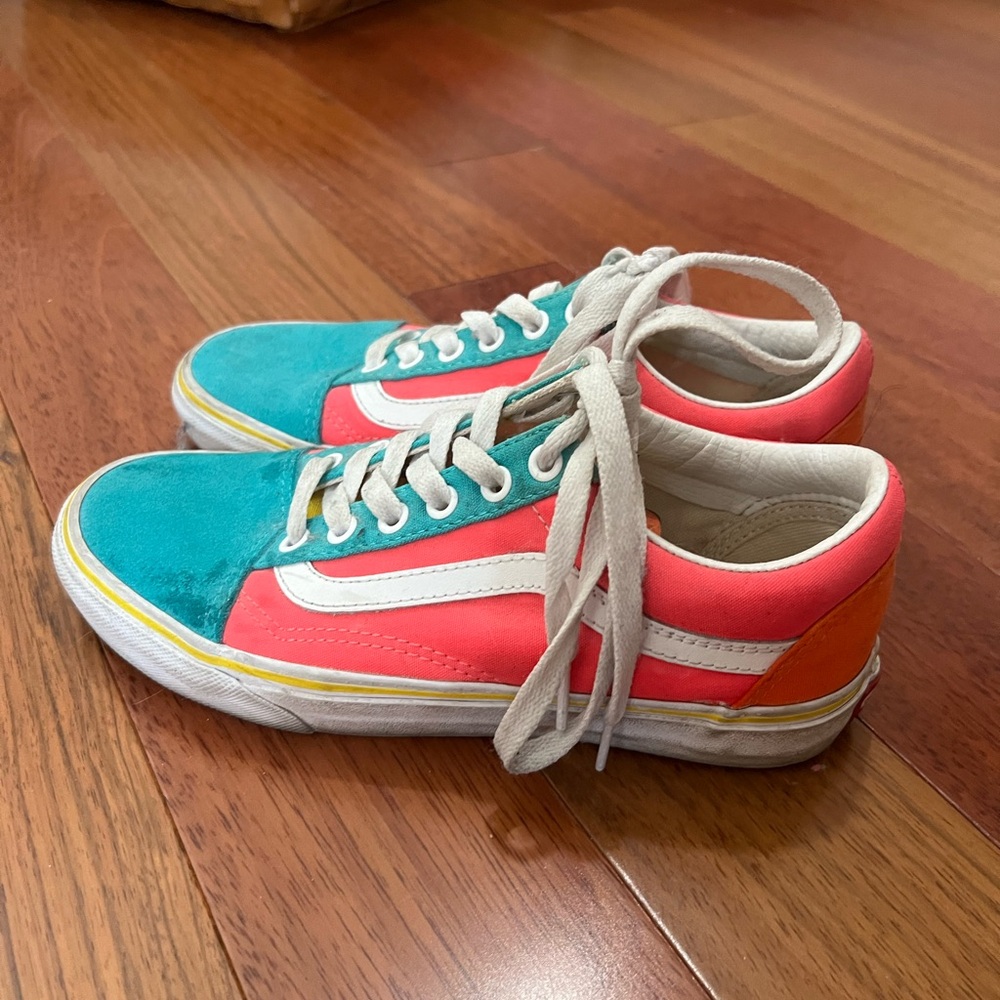 Custom vans!!
